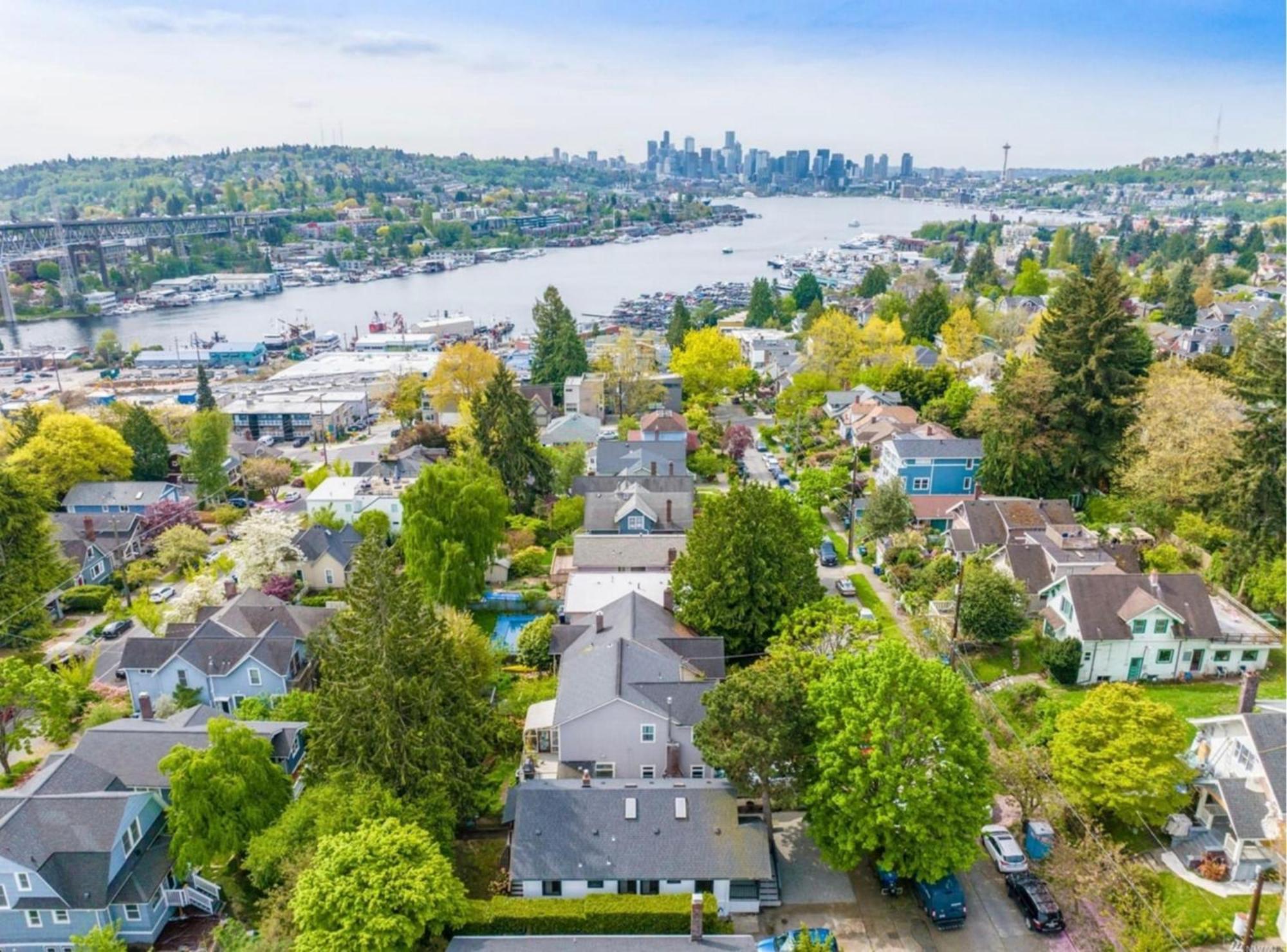 The A By Betterstay Seattle